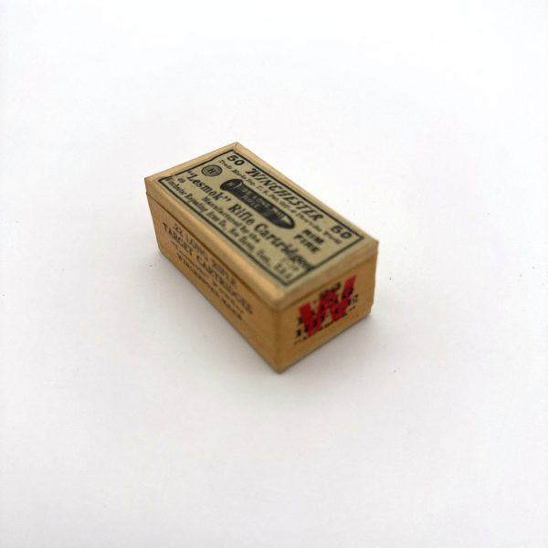 shot_20260922124545 Winchester, Lesmok, .22 Long Rifle, 2 Piece Box (Sealed)